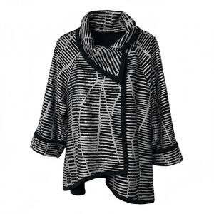 NWTGS IC By Connie K Black Silver PRINT JACKET SZ L